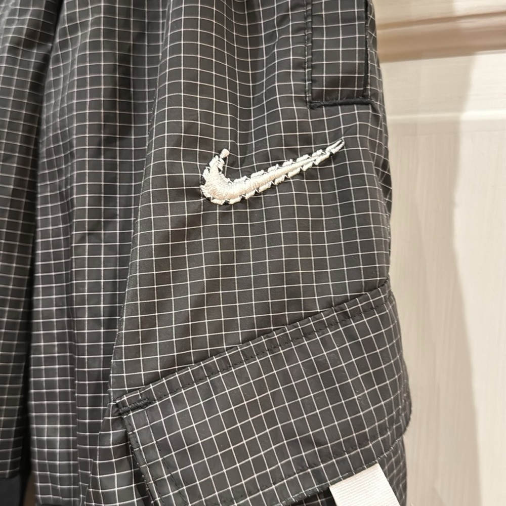 Nike Sweatpants - Picture 2 of 7
